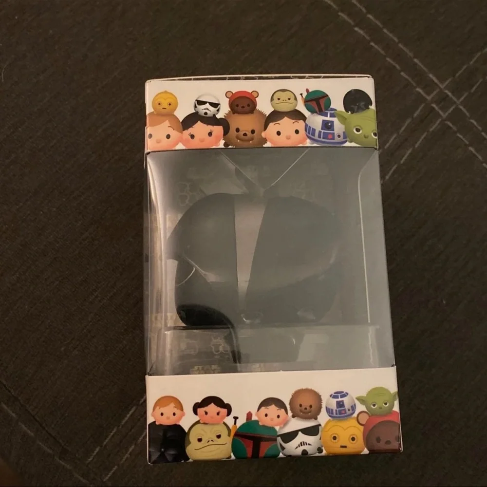 🥰🥰Disney Tsum Tsum Princess Leia and Darth Vader Lip Smacker Set🥰🥰